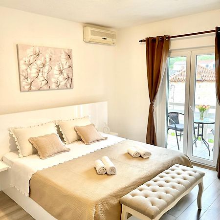 Apartman Zorka Povlja  Buitenkant foto