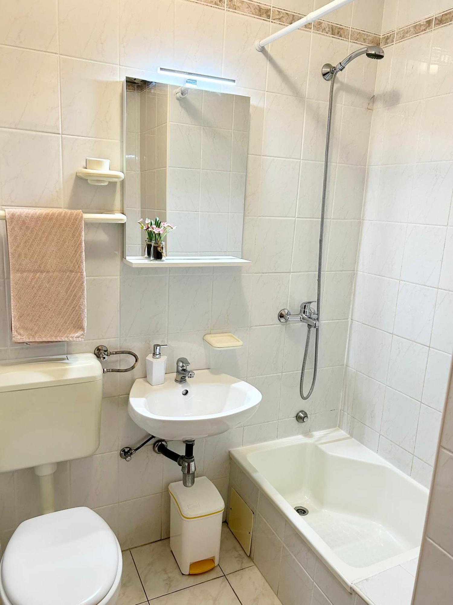 Apartman Zorka Povlja  Buitenkant foto